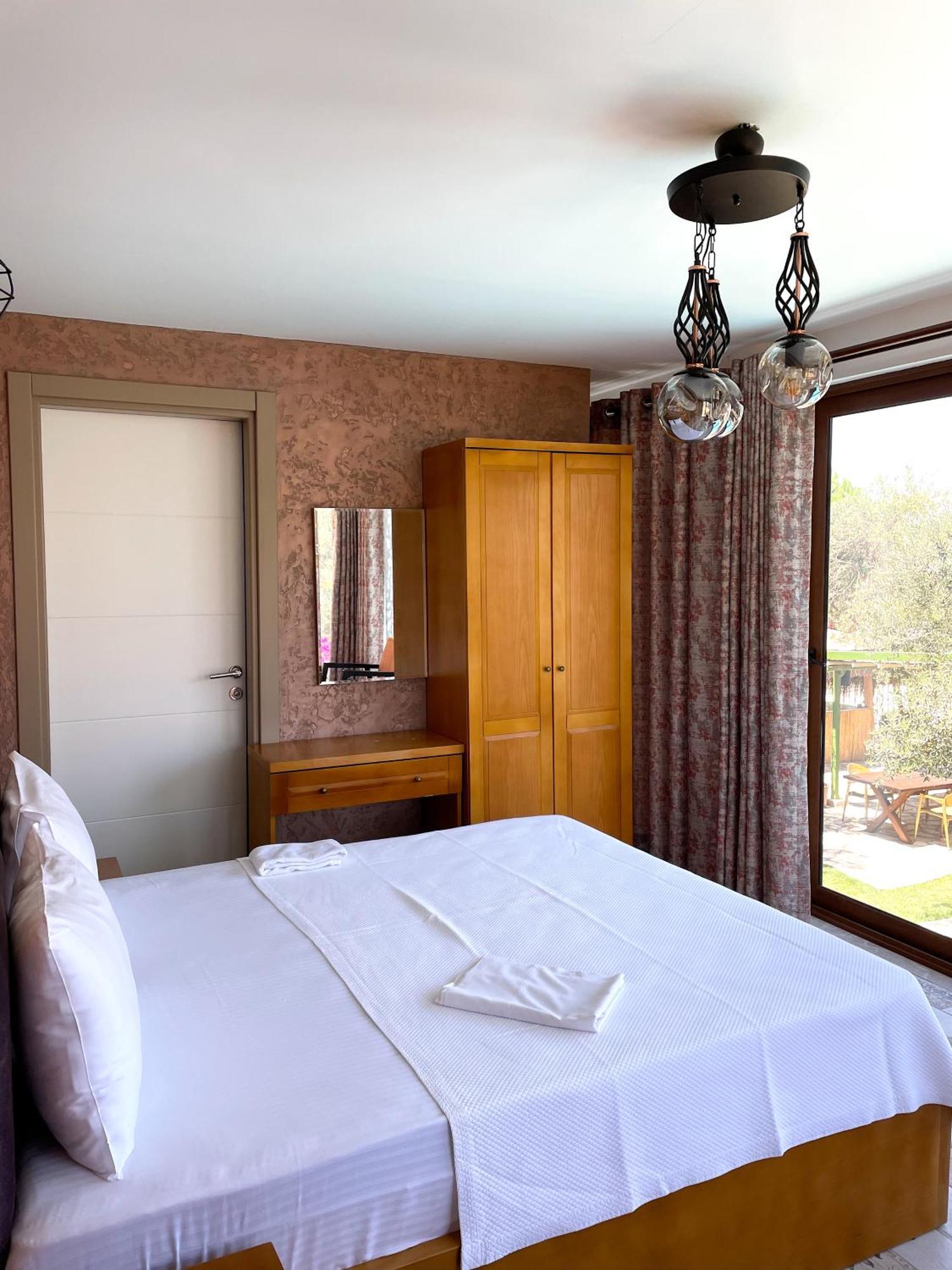 Ata Boutique Hotel Çeşme Extérieur photo