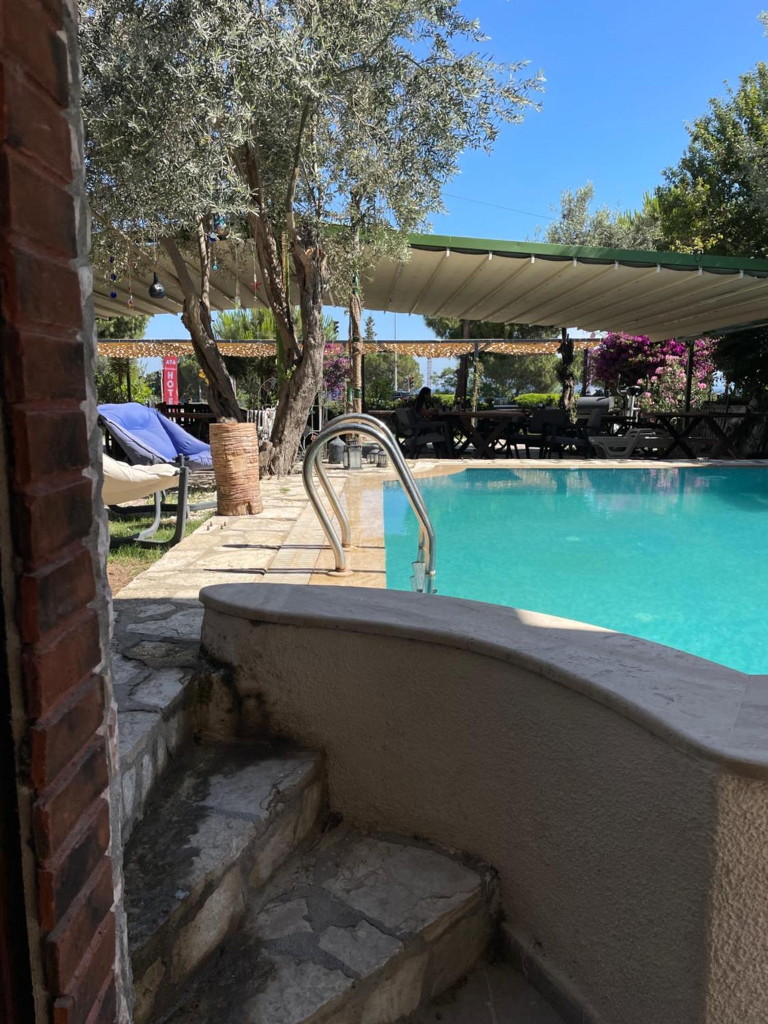 Ata Boutique Hotel Çeşme Extérieur photo